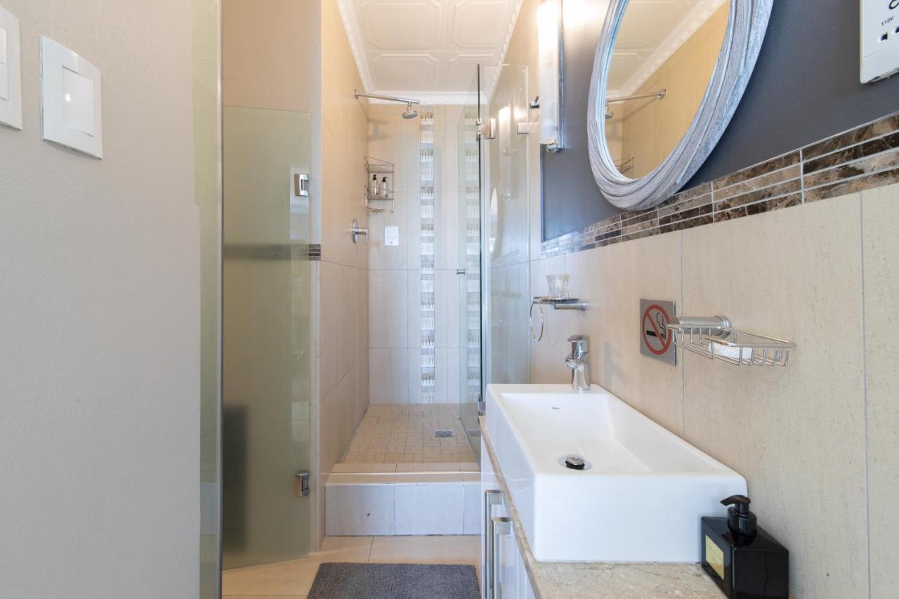 Oceana Palms Luxury Guest House Gordonʼs Bay Extérieur photo