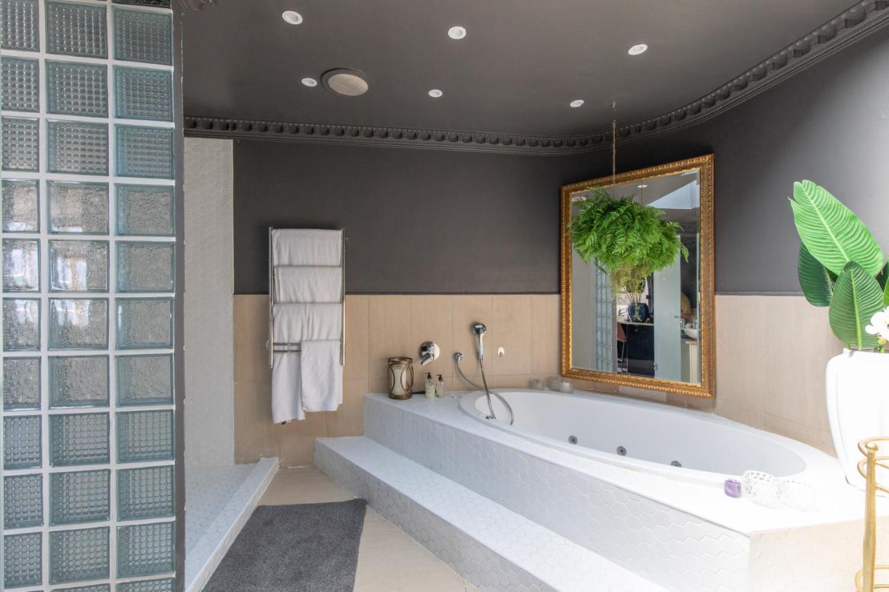 Oceana Palms Luxury Guest House Gordonʼs Bay Extérieur photo