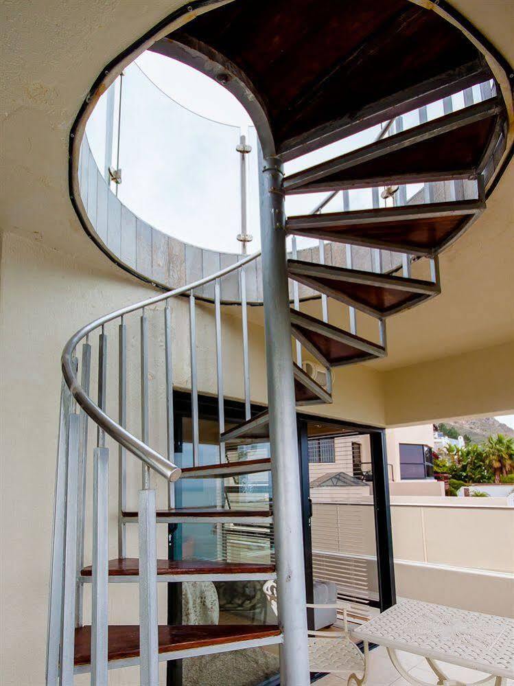 Oceana Palms Luxury Guest House Gordonʼs Bay Extérieur photo